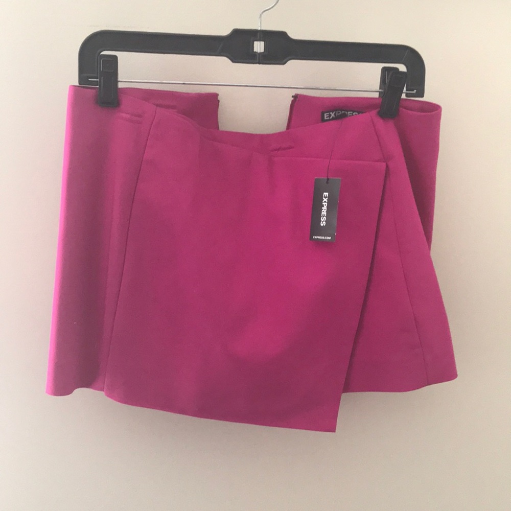 Magenta pink skort